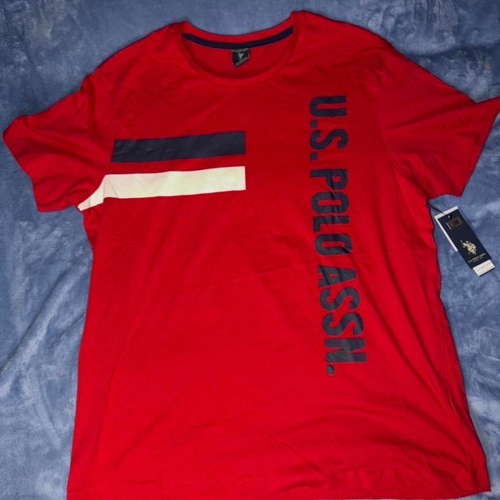 US POLO ASSN T Shirt men size xl new‎  Crew Neck Red Graphic